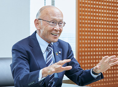 Outside Director Noritaka Uji