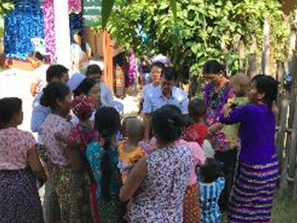 Children and their guardians awaiting health checkups